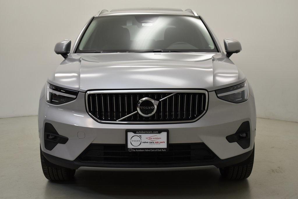 new 2024 Volvo XC40 car, priced at $45,816