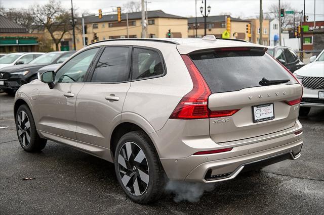 new 2025 Volvo XC60 Plug-In Hybrid car