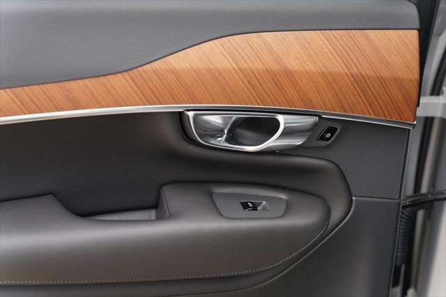 new 2025 Volvo XC90 car, priced at $58,448