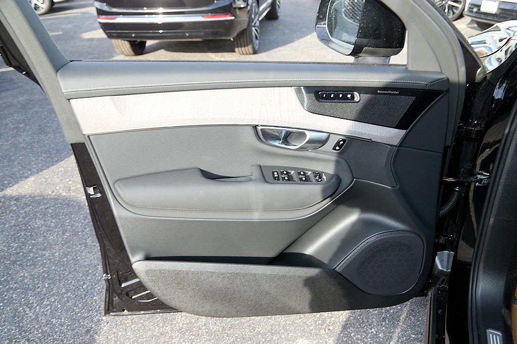 new 2026 Volvo XC90 car, priced at $72,350