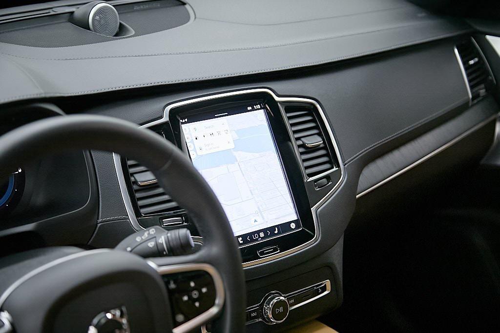 used 2023 Volvo XC90 Recharge Plug-In Hybrid car, priced at $49,995