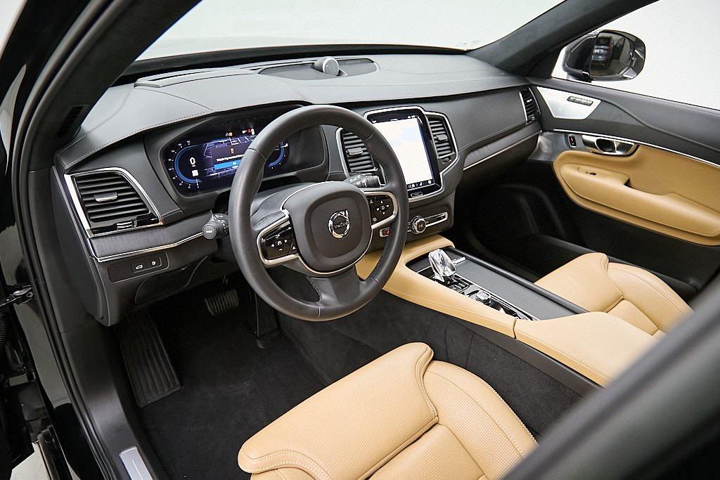 used 2023 Volvo XC90 Recharge Plug-In Hybrid car, priced at $49,995