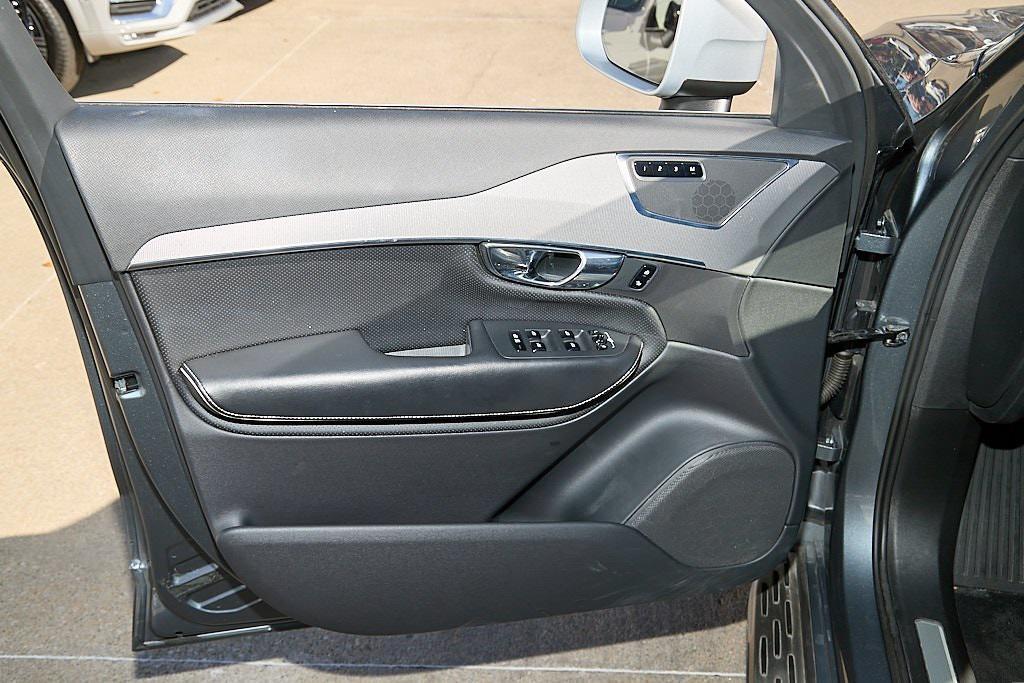 used 2017 Volvo XC90 Hybrid car, priced at $29,995