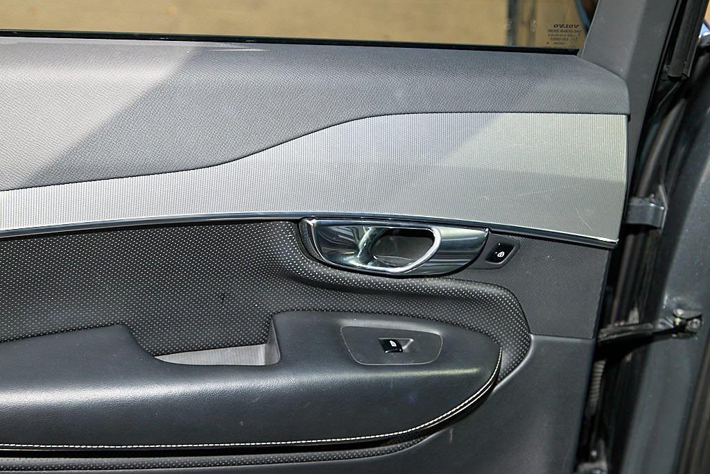 used 2017 Volvo XC90 Hybrid car, priced at $29,995