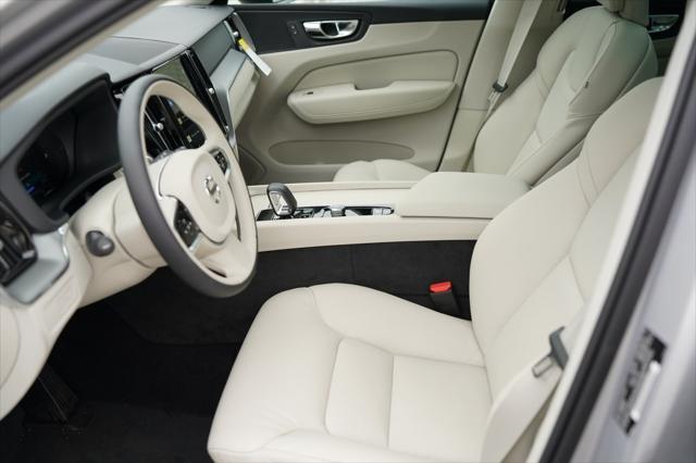 new 2025 Volvo XC60 Plug-In Hybrid car