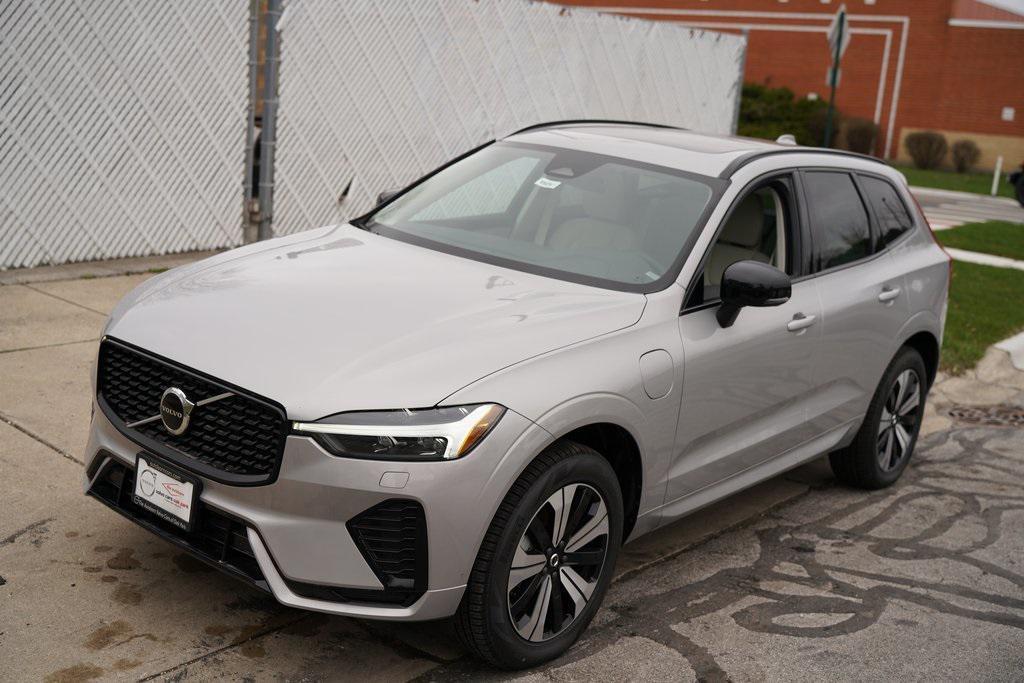 new 2025 Volvo XC60 Plug-In Hybrid car, priced at $60,685