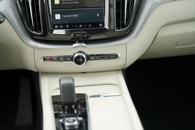 new 2025 Volvo XC60 Plug-In Hybrid car