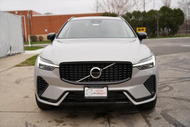 new 2025 Volvo XC60 Plug-In Hybrid car
