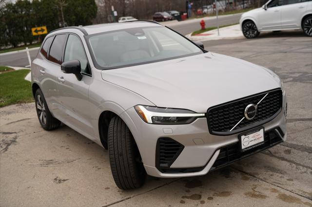 new 2025 Volvo XC60 Plug-In Hybrid car