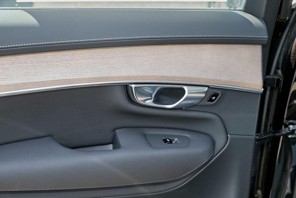 new 2025 Volvo XC90 car, priced at $65,215
