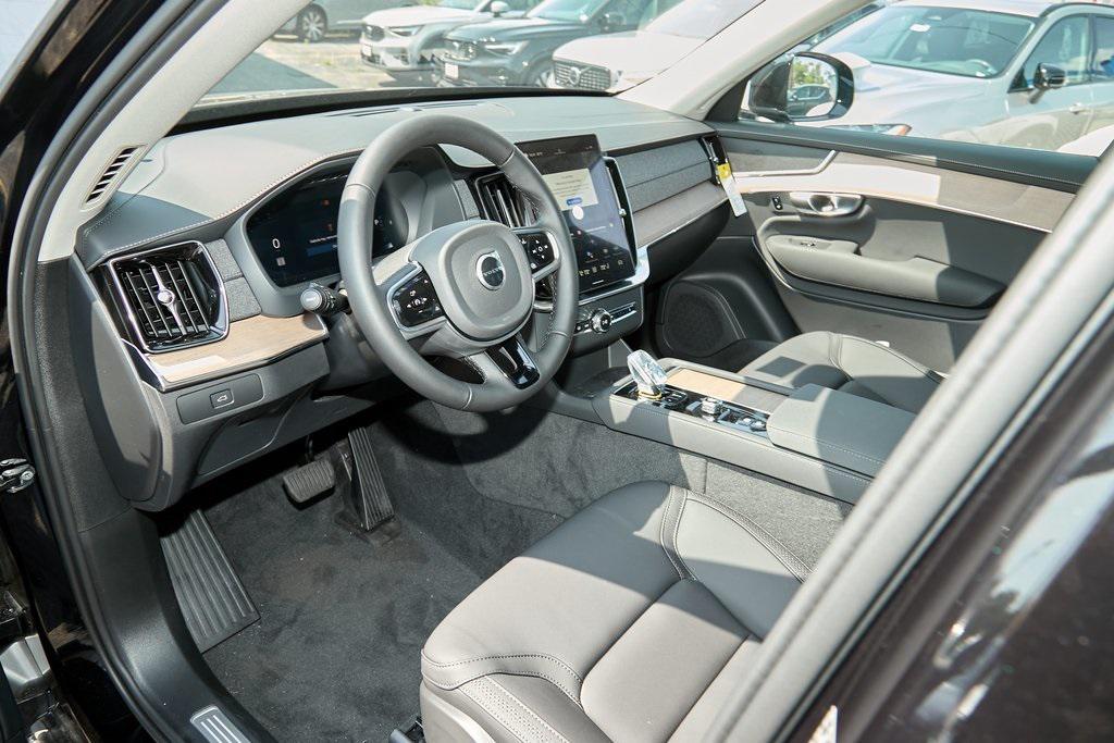 new 2025 Volvo XC90 car, priced at $65,215