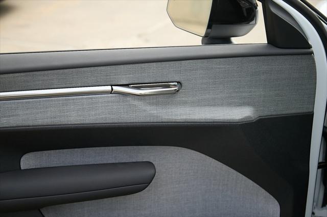 new 2025 Volvo EX30 car