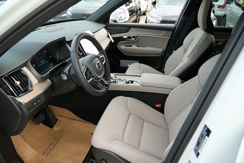 new 2026 Volvo XC90 Plug-In Hybrid car, priced at $80,875