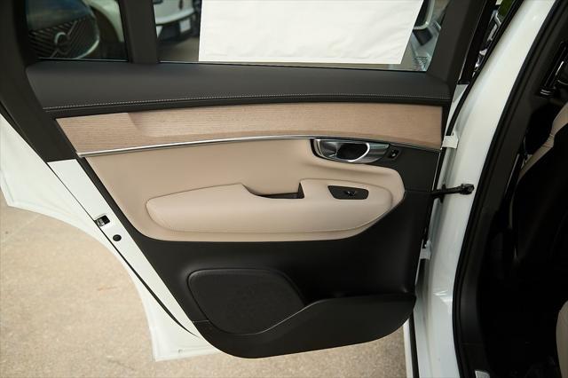 new 2026 Volvo XC90 Plug-In Hybrid car, priced at $80,875