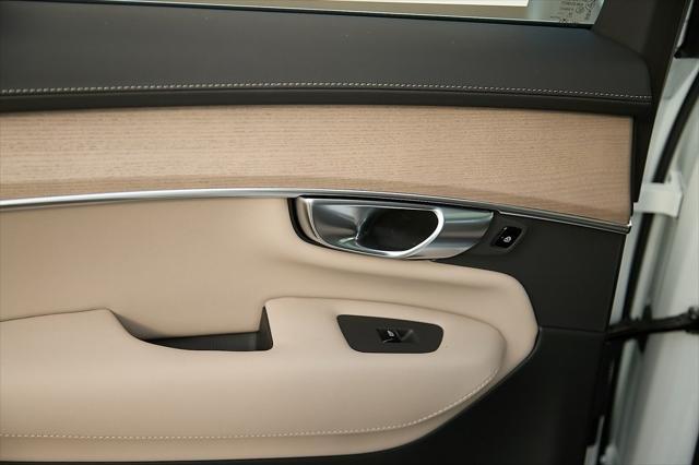 new 2026 Volvo XC90 Plug-In Hybrid car, priced at $80,875