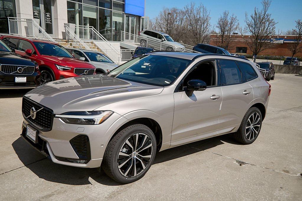 new 2025 Volvo XC60 car, priced at $54,854