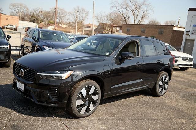 new 2025 Volvo XC60 Plug-In Hybrid car