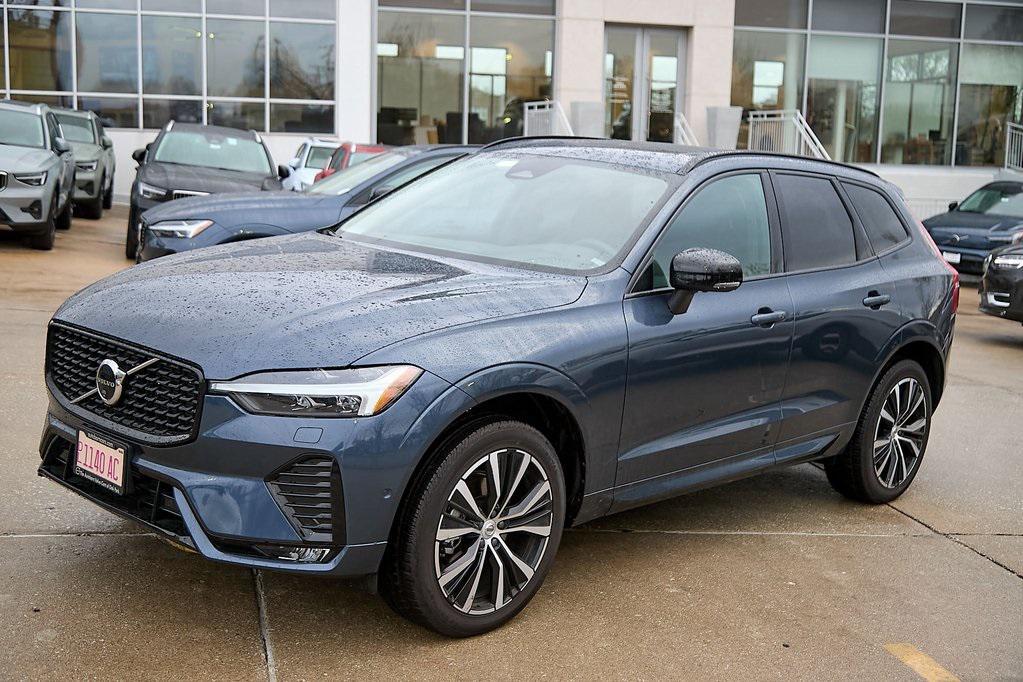 new 2025 Volvo XC60 car, priced at $48,995
