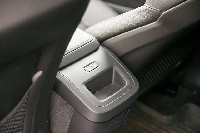 new 2025 Volvo XC60 car