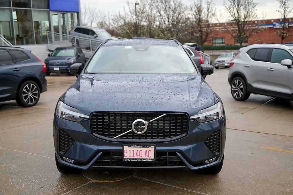 new 2025 Volvo XC60 car, priced at $48,995