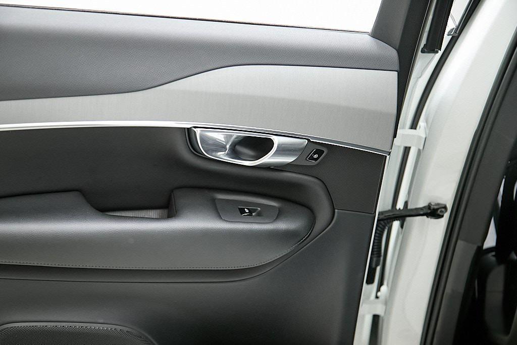 used 2023 Volvo XC90 car, priced at $39,995