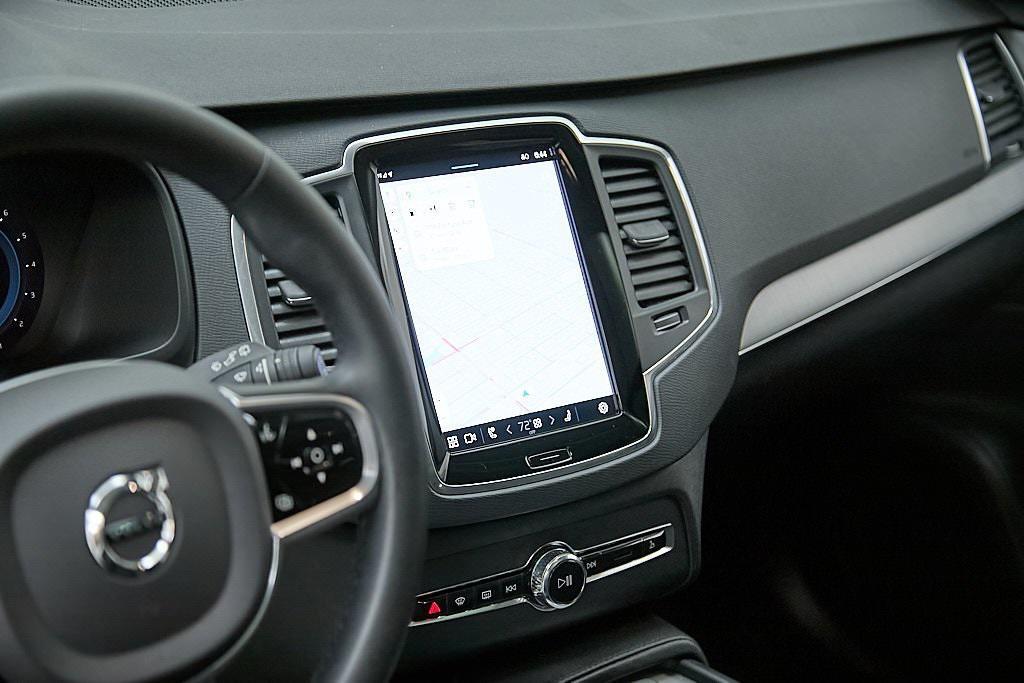 used 2023 Volvo XC90 car, priced at $39,995