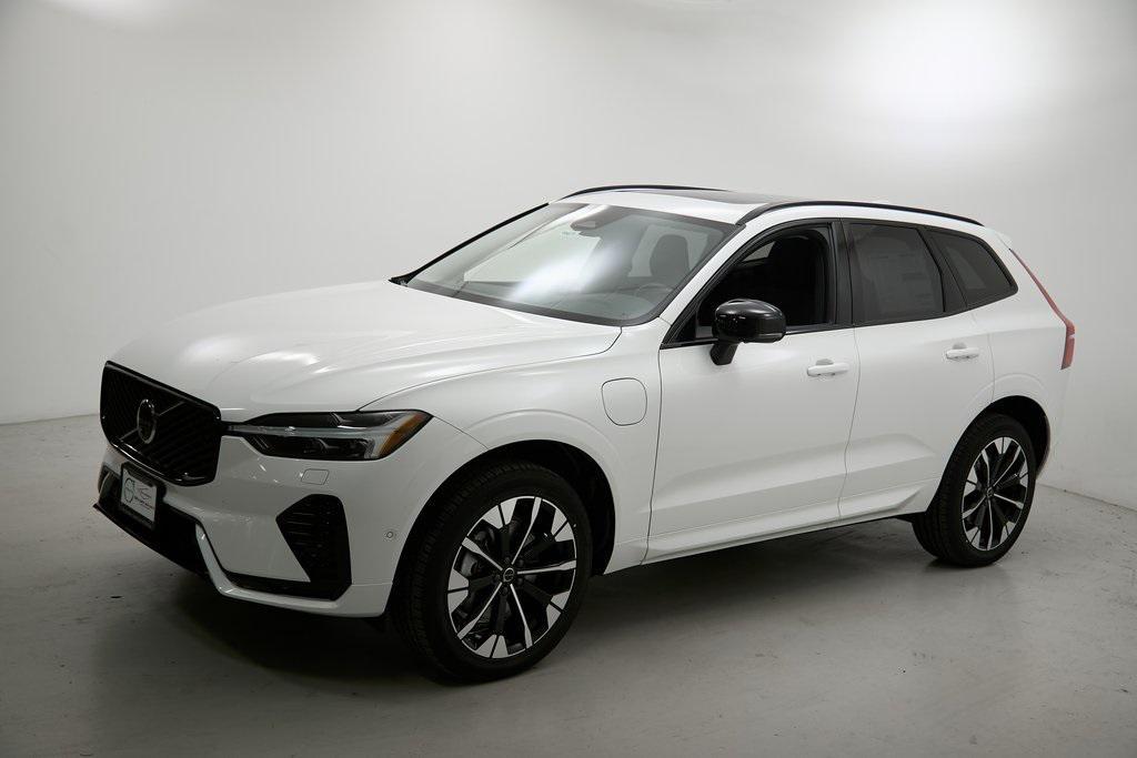 new 2026 Volvo XC60 Plug-In Hybrid car, priced at $68,670