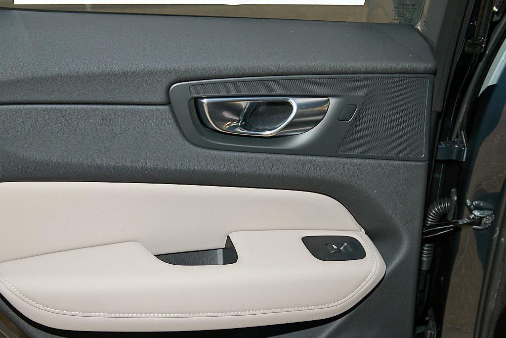 new 2026 Volvo XC60 car, priced at $54,760