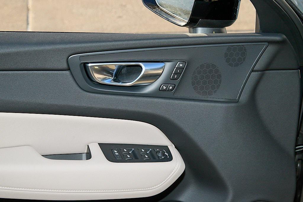 new 2026 Volvo XC60 car, priced at $54,760