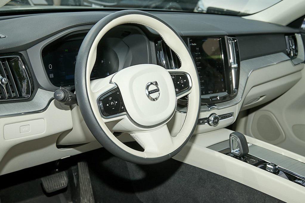 new 2025 Volvo XC60 car, priced at $51,110