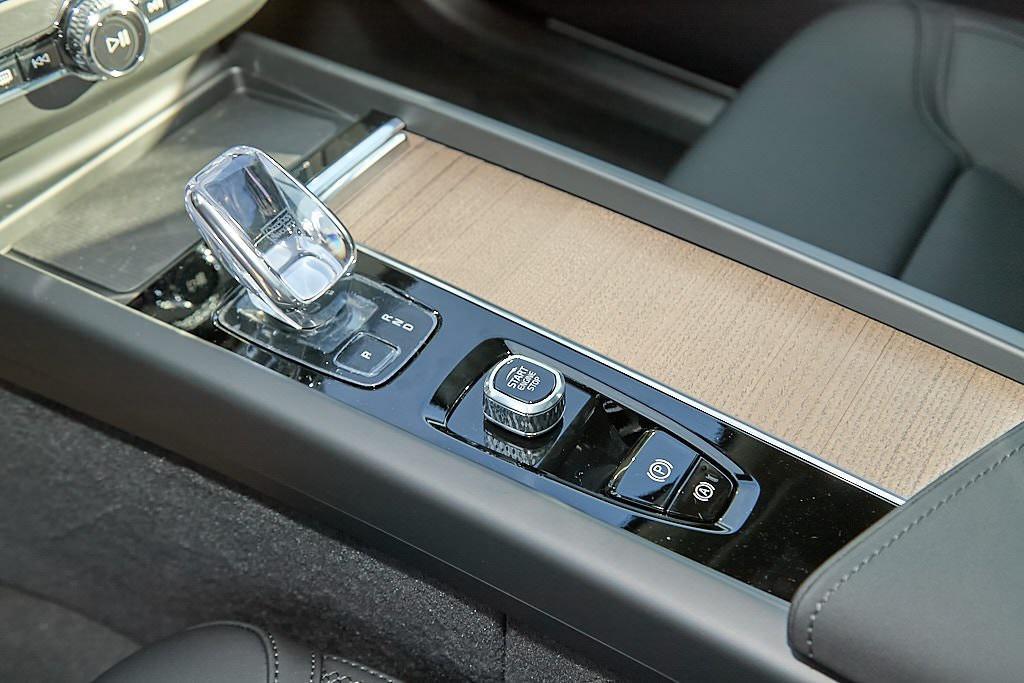 new 2026 Volvo XC60 car, priced at $54,985