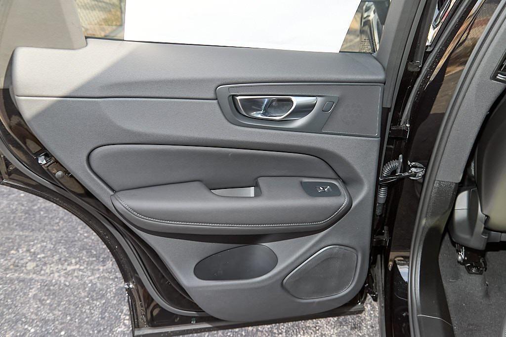 new 2026 Volvo XC60 car, priced at $54,985