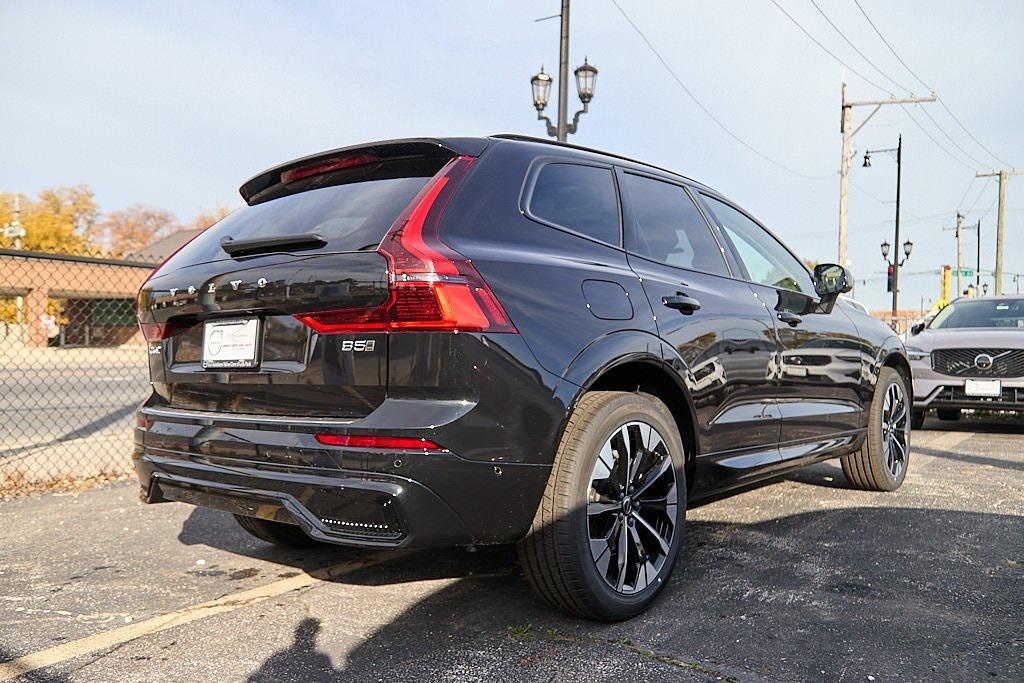 new 2026 Volvo XC60 car, priced at $54,985