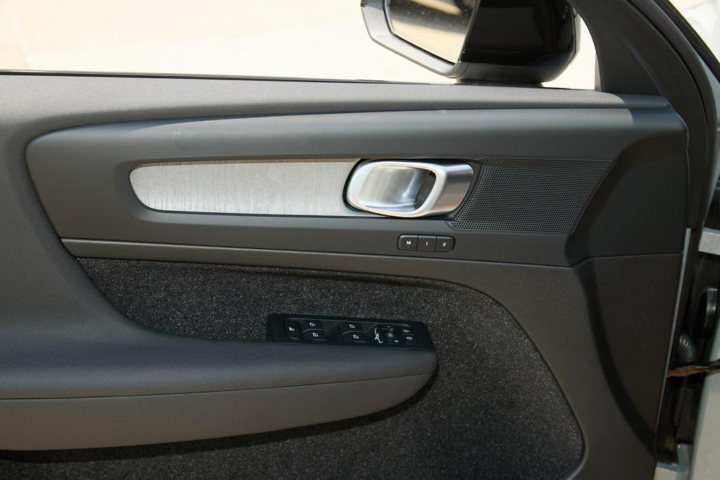 new 2026 Volvo XC40 car, priced at $48,150