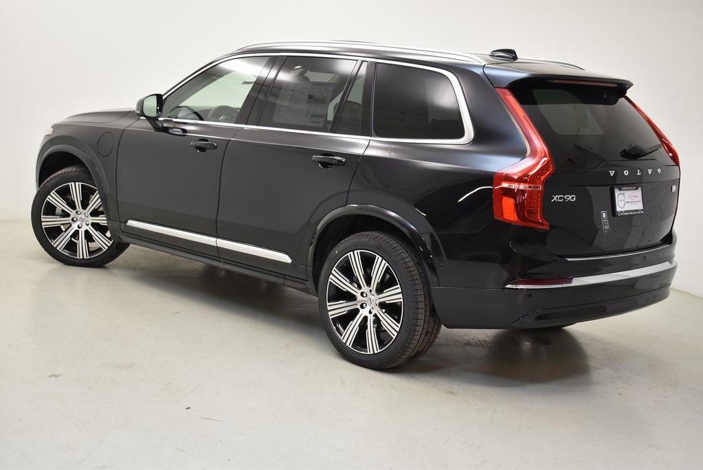 new 2024 Volvo XC90 Recharge Plug-In Hybrid car