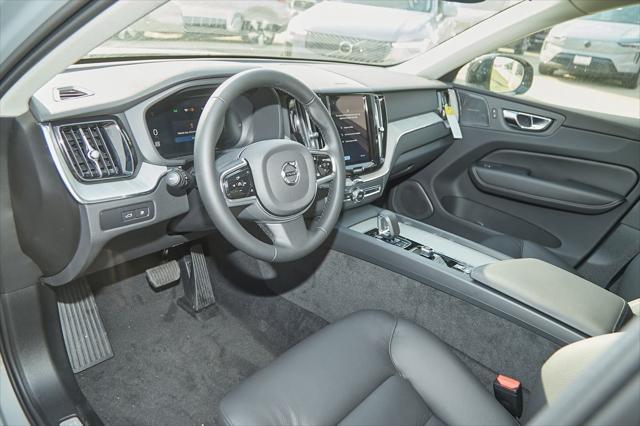 new 2025 Volvo XC60 Plug-In Hybrid car