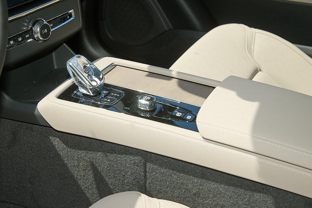 new 2026 Volvo XC90 car, priced at $60,275