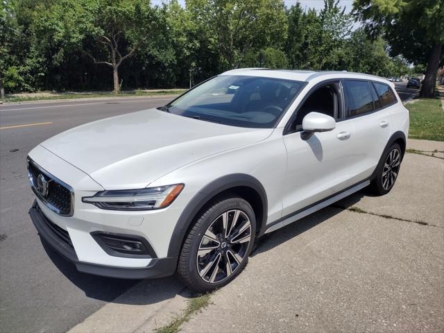 new 2025 Volvo V60 Cross Country car, priced at $53,953