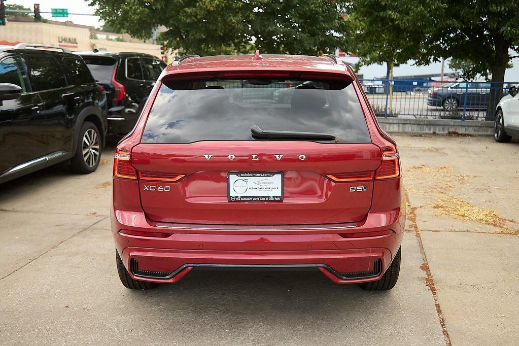 new 2025 Volvo XC60 car, priced at $47,491