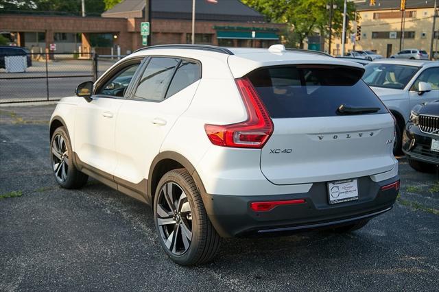 new 2025 Volvo XC40 car, priced at $44,810