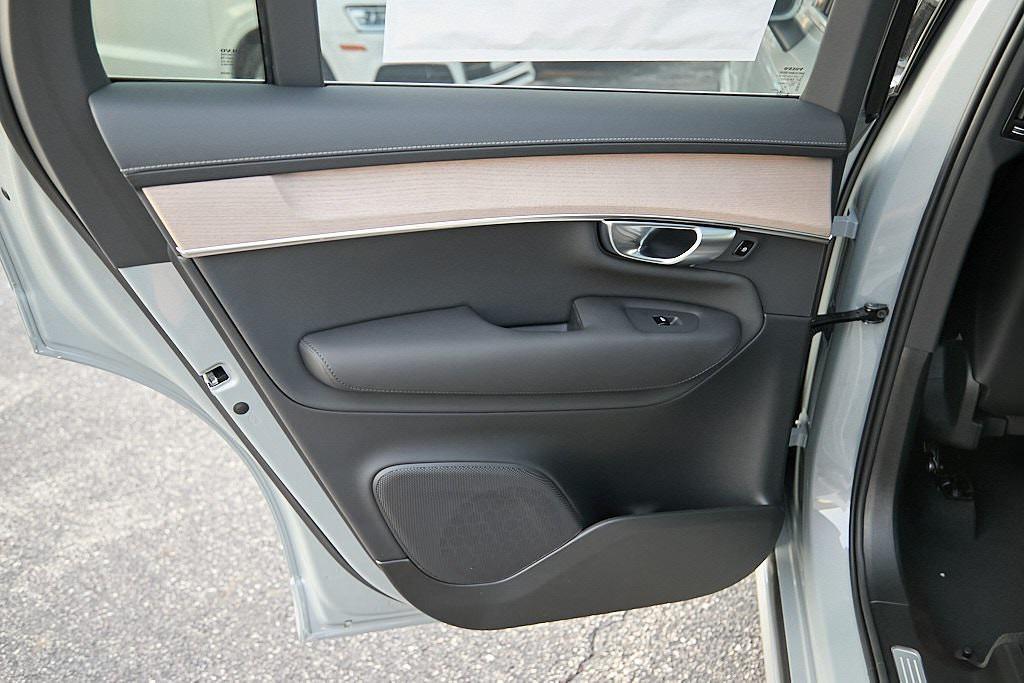new 2026 Volvo XC90 car, priced at $68,825