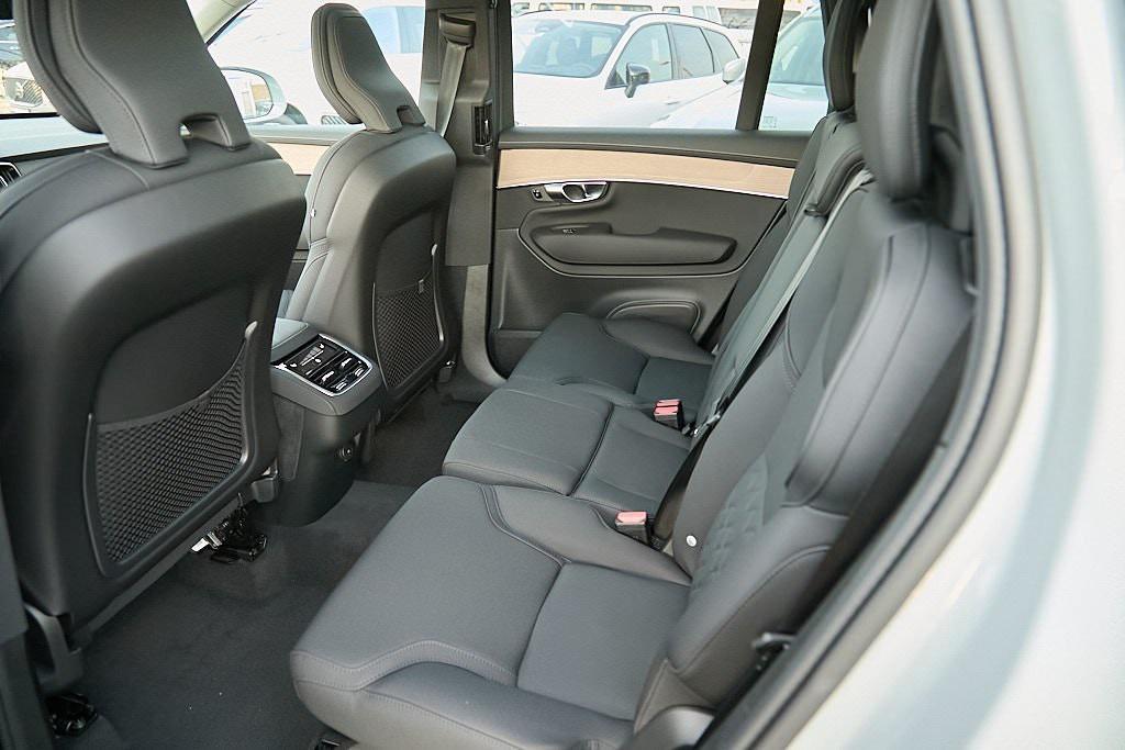 new 2026 Volvo XC90 car, priced at $68,825