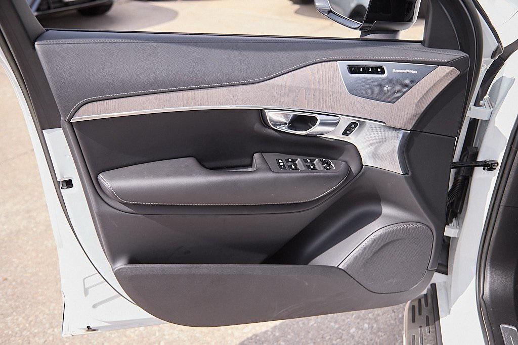 used 2023 Volvo XC90 Recharge Plug-In Hybrid car, priced at $53,495