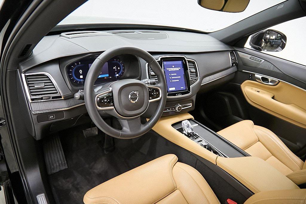 used 2024 Volvo XC90 car, priced at $51,995