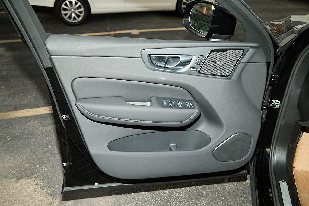 new 2026 Volvo XC60 car, priced at $60,935