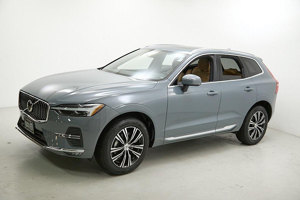 used 2022 Volvo XC60 car, priced at $36,295