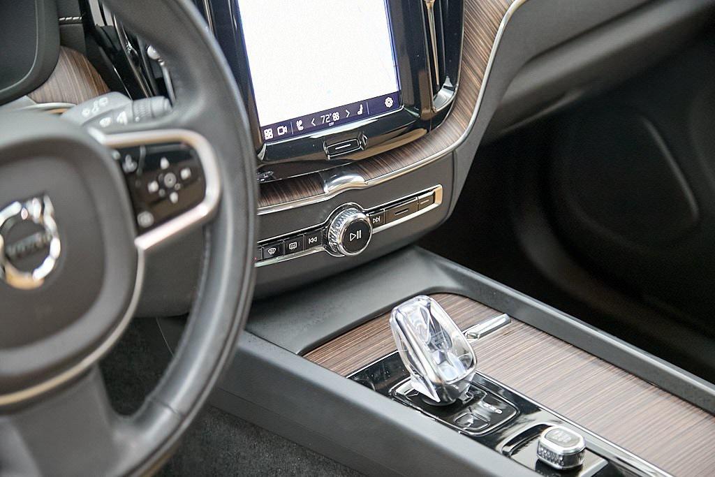 used 2022 Volvo XC60 car, priced at $36,295