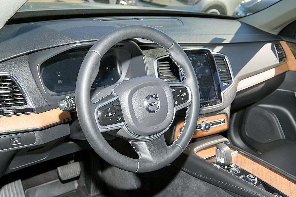 used 2023 Volvo XC90 car, priced at $40,995