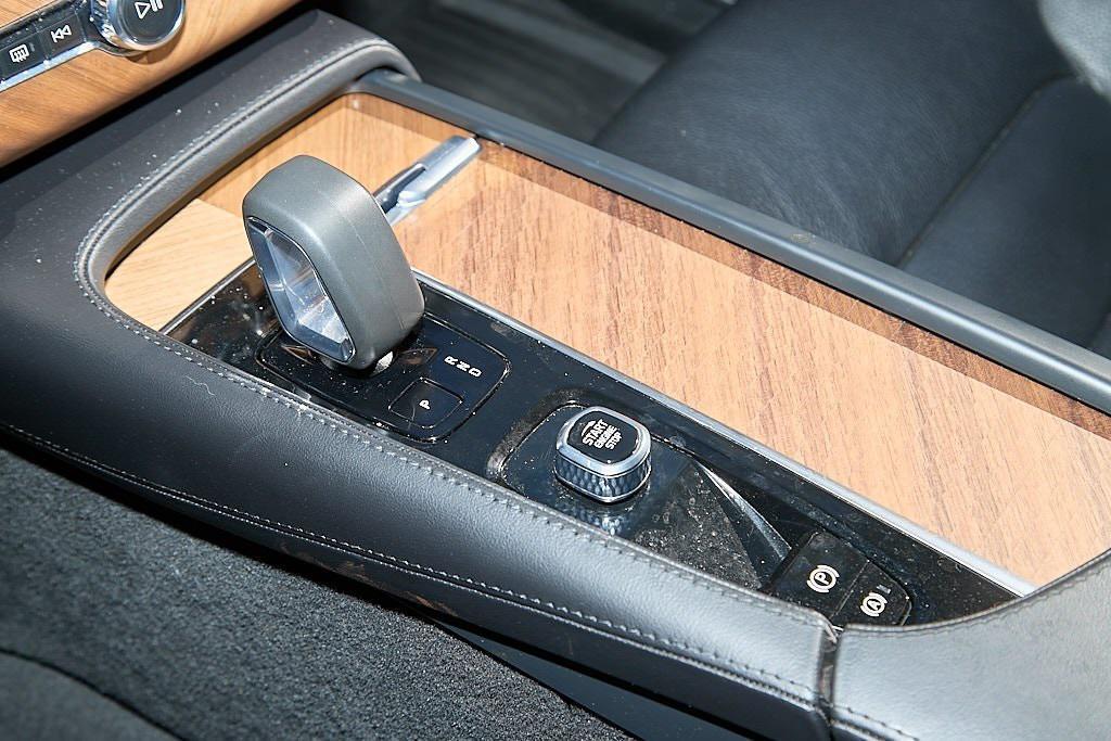 used 2023 Volvo XC90 car, priced at $40,995