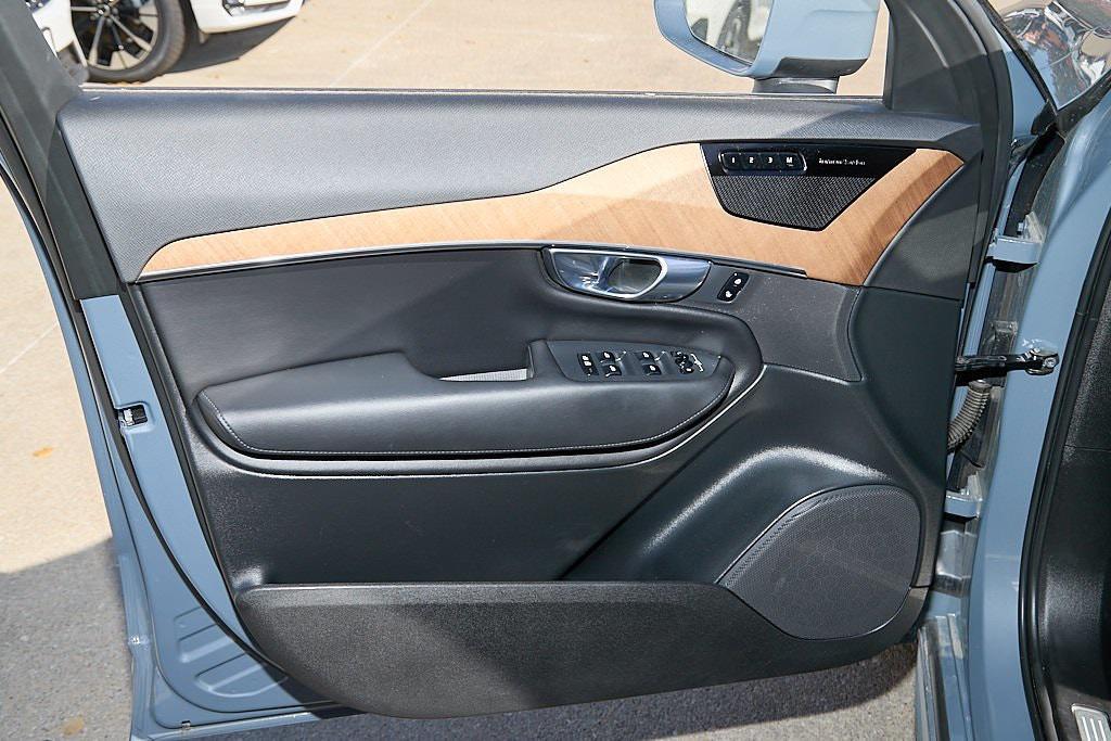 used 2023 Volvo XC90 car, priced at $40,995